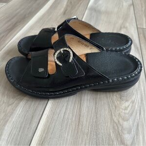Finn Comfort Black Leather Mumbai Slip On Hook & Loop Sandals Women’s 39